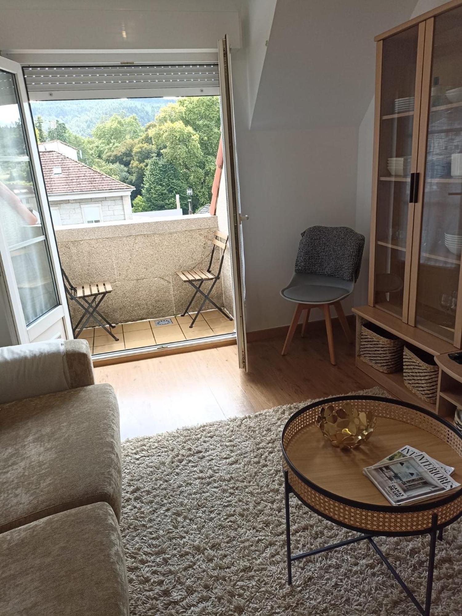 El Atico Apartment Caldas De Reis Luaran gambar